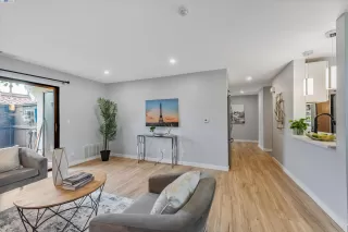 Photo #3: 41085932 Listing 