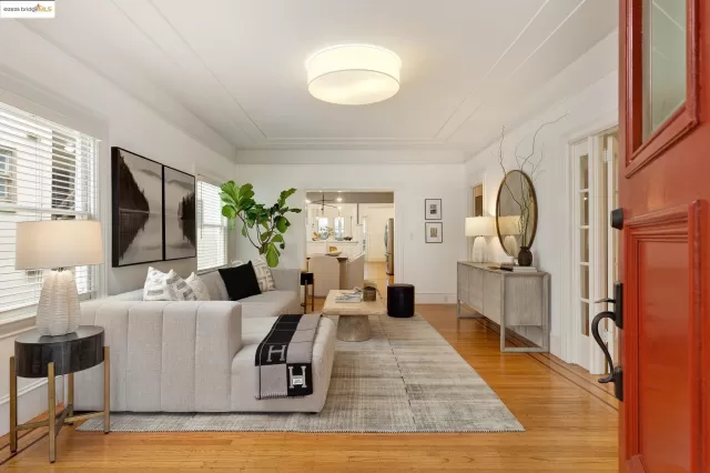 MLS: 41085948 Condo For Sale