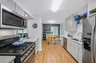 Photo #2: 41085954 Listing