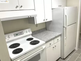 Photo #5: 41085965 Listing