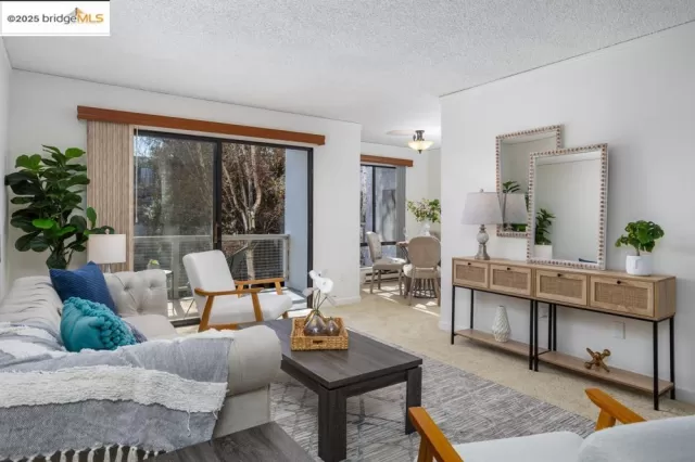 MLS: 41086021 Condo For Sale