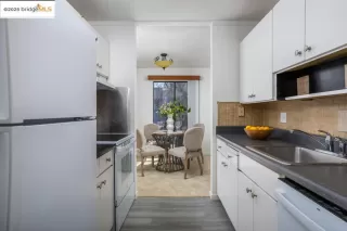 Photo #5: 41086021 Listing