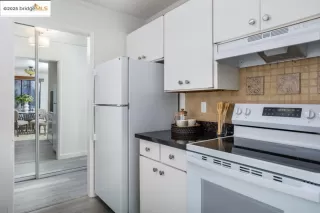 Photo #6: 41086021 Listing