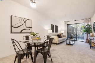 Photo #6: 41086107 Listing