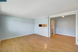 Photo #5: 41086198 Listing 