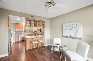 Photo #5: 41086280 Listing