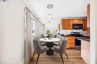 Photo #6: 41086364 Listing