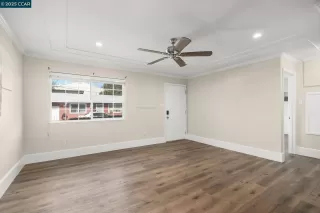 Photo #6: 41086535 Listing