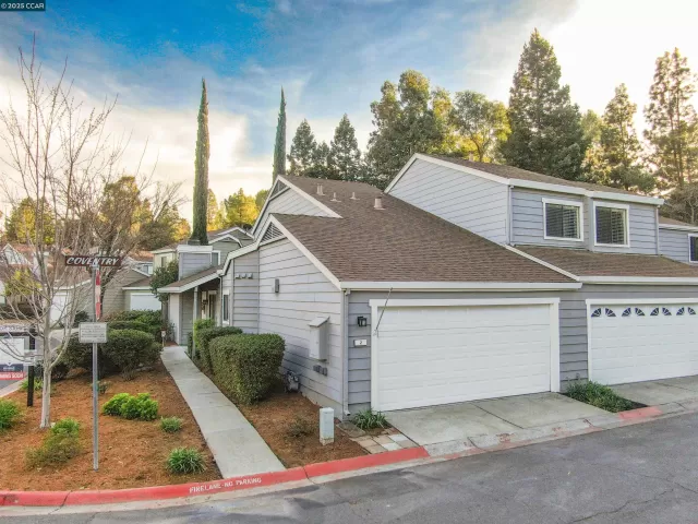 MLS: 41086635 Condo For Sale