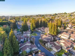 Photo #3: 41086635 Listing