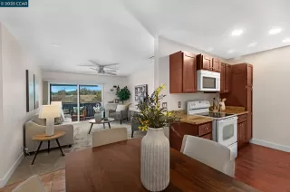 Photo #4: 41086738 Listing