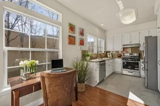 Photo #6: 41086740 Listing