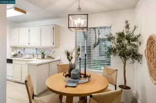 Photo #5: 41086766 Listing