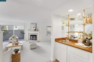 Photo #4: 41086799 Listing