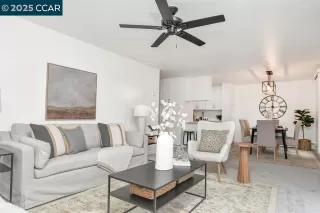 Photo #2: 41086905 Listing