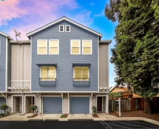 Click for more information on MLS # 41087066 : 22888 CHARING ST More Details about MLS # 41087066 : 22888 CHARING ST