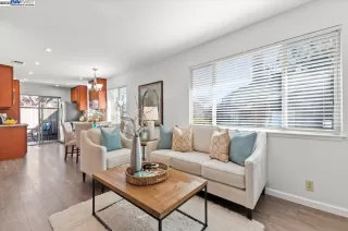 Photo #2: 41087130 Listing