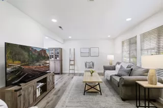 Photo #5: 41087181 Listing 