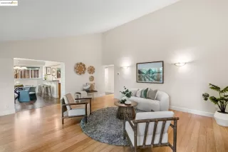 Photo #4: 41087231 Listing 