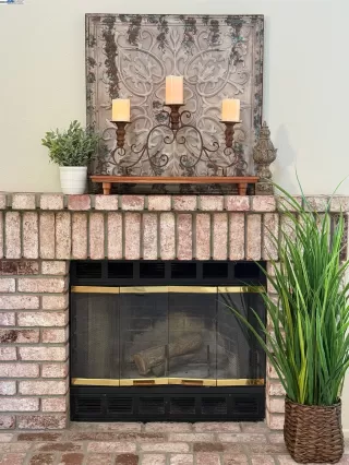 Photo #2: 41087234 Listing