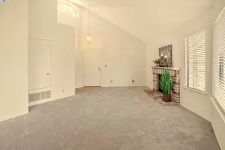 Photo #4: 41087234 Listing