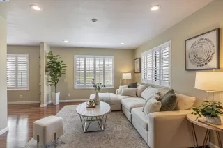 Photo #3: 41087375 Listing