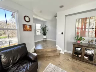 Photo #1: 41087407 Listing 