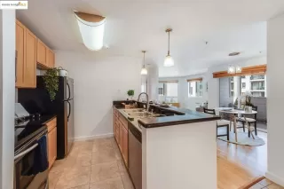 Photo #4: 41087600 Listing