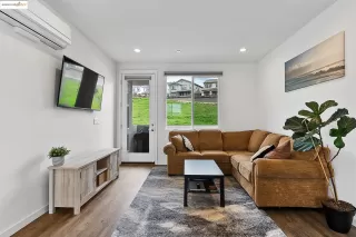 Photo #5: 41087626 Listing