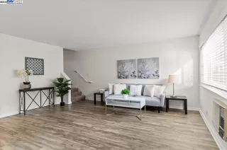 Photo #1: 41087675 Listing 