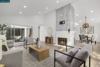 Photo #4: 41087754 Listing