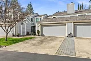 Click for more information on MLS # 41087782 : 125 NORTHWOOD CMNS More Details about MLS # 41087782 : 125 NORTHWOOD CMNS