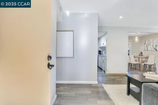 Photo #2: 41087846 Listing