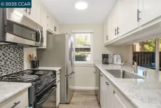 Photo #5: 41087846 Listing