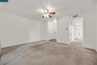 Photo #5: 41087887 Listing