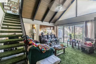 Photo #6: 41087914 Listing