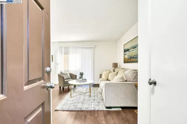 MLS: 41088030 Condo For Sale