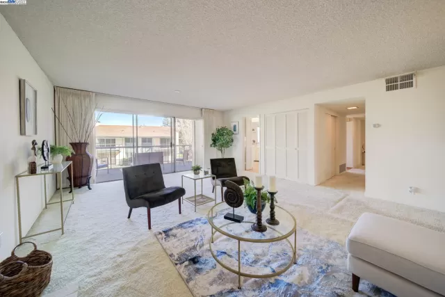 MLS: 41088129 Condo For Sale