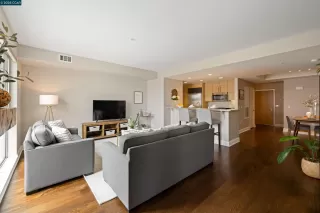 Photo #5: 41088197 Listing