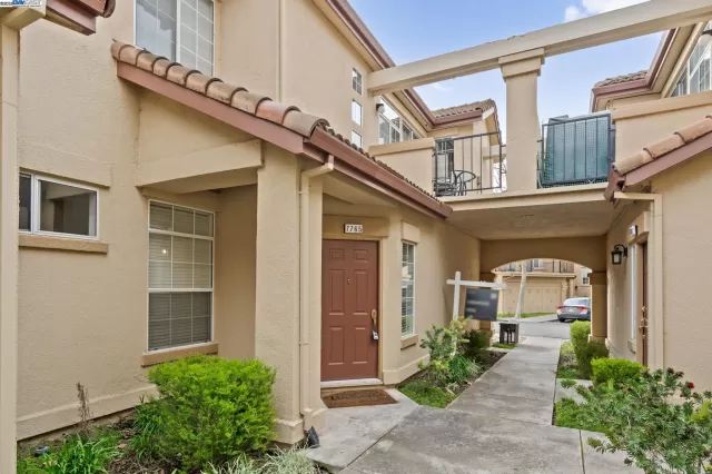 MLS: 41088249 Condo For Sale