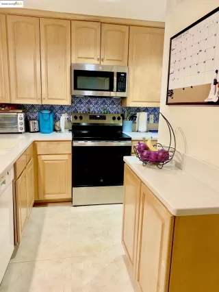 Photo #4: 41088263 Listing