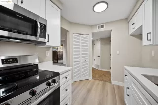 Photo #2: 41088299 Listing