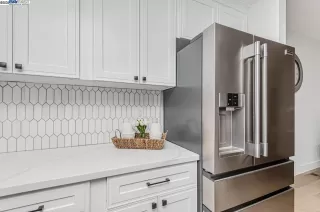 Photo #4: 41088317 Listing