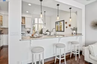 Photo #5: 41088356 Listing 