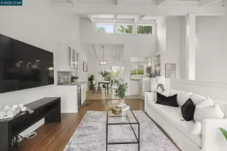 Photo #3: 41088419 Listing 