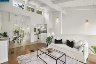 Photo #5: 41088419 Listing 