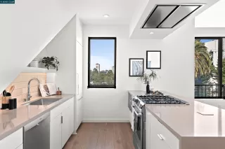 Photo #4: 41088458 Listing