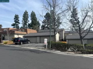 Photo #2: 41088635 Listing