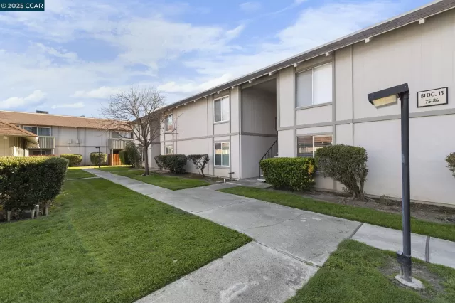 MLS: 41088790 Condo For Sale