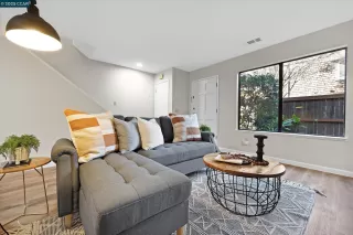 Photo #2: 41088797 Listing